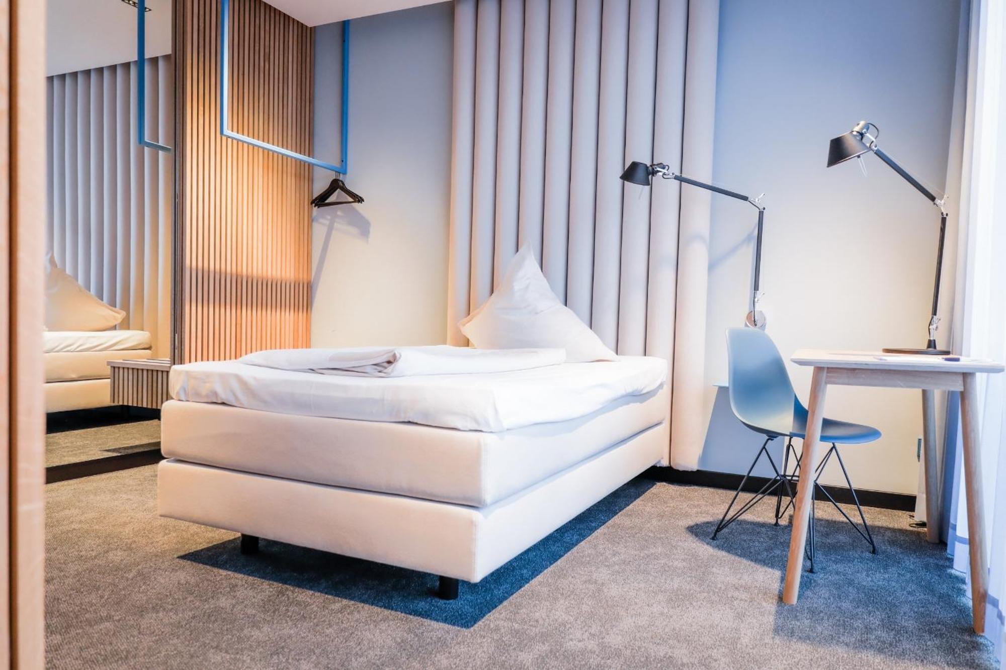 Art Hotel Ахлен Екстериор снимка