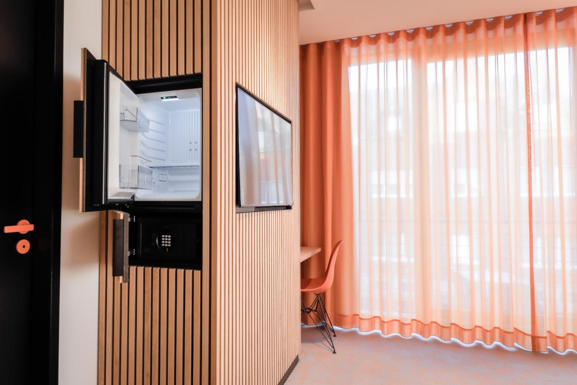 Art Hotel Ахлен Екстериор снимка