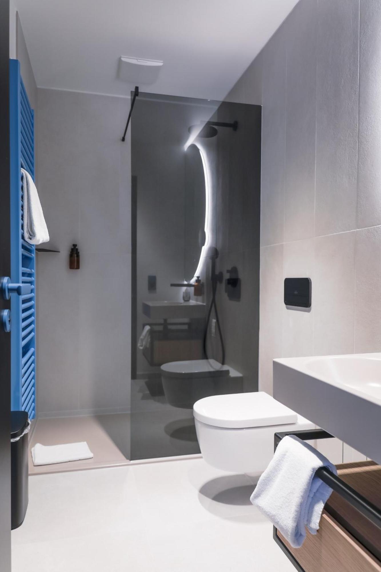 Art Hotel Ахлен Екстериор снимка
